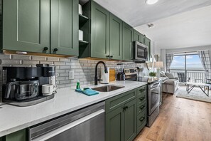 Fridge, microwave, oven, stovetop - Romantic Oceanfront Condo w/ Beach Access, King Bed, Onsite Bar & Restaurant! (Myrtle Beach)