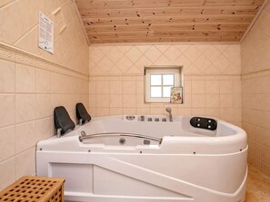 House | Spa treatment