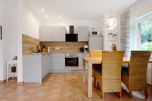 'Ferienhaus Nordlicht' mit Terrasse, Garten und WLAN