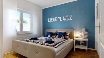 2 bedrooms, iron/ironing board, free WiFi, bed sheets
