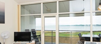 에벨토프트의 밝은 해변 아파트먼트