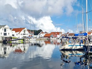 House | Marina - 6 Person Holiday Home in Skudeneshavn-by Traum (Karmoy)