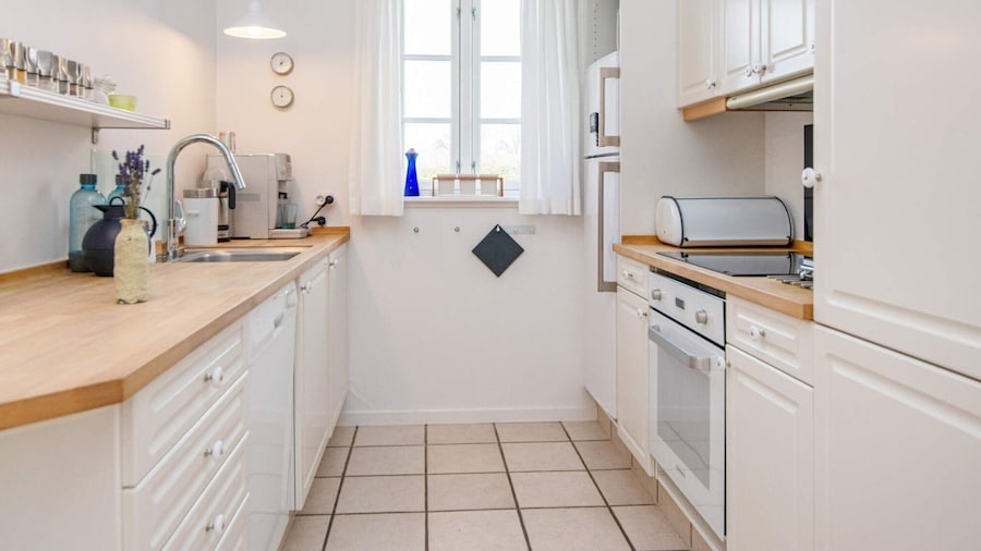 6 Person Holiday Home in Aabenraa