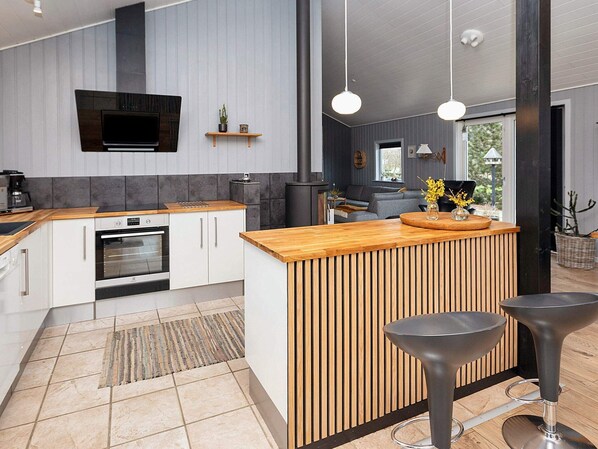 House | Private kitchen - 4 Person Holiday Home in Vinderup (Vinderup)
