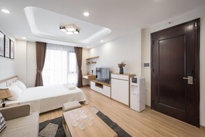 1 bedroom, bed sheets