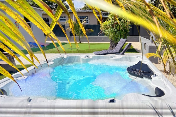 Bain à remous extérieur
