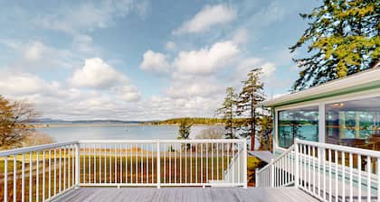 Waterfront home on Fisherman Bay with amazing deck, sunset view, & Ping-Pong