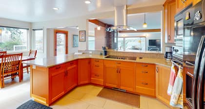 Waterfront home on Fisherman Bay with amazing deck, sunset view, & Ping-Pong