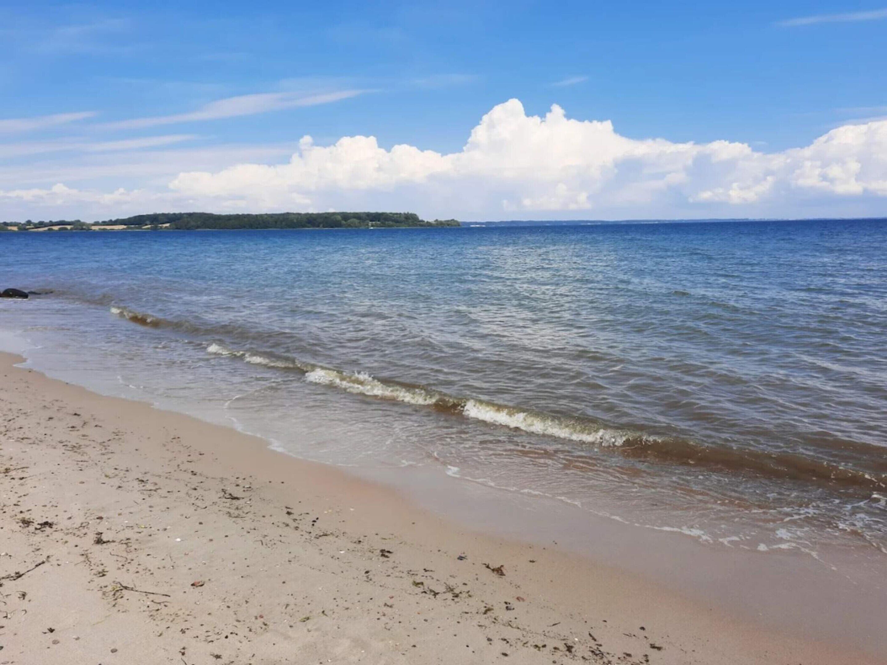 Hus | Utsikt mot vann