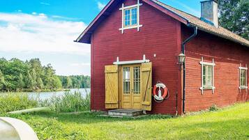 House | Exterior