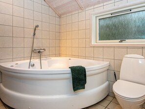 House | Spa treatment