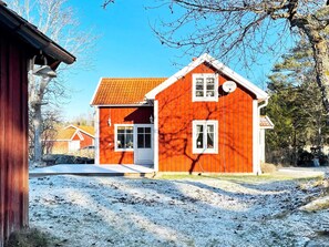 Exterior - 6 Person Holiday Home in Lidkoping (Lidköping)