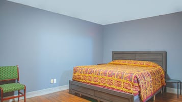 Suite, 1 très grand lit | Bureau, accès au Wi-Fi (inclus), literie fournie