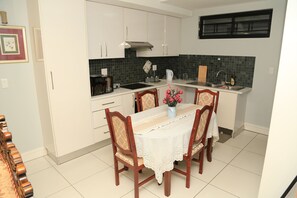 シティ アパートメント | 専用キッチン