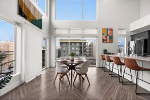 Dining - LUX Penthouse Walkable SLC, University, Hospital (Salt Lake City)