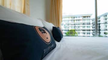 Habitación doble, baño privado | Escritorio, wifi gratis y ropa de cama
