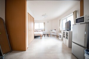 Iron/ironing board, free WiFi