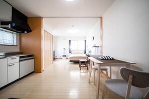 Living area - SUMIYOSHI HOUSE ROOMB (Otaru)