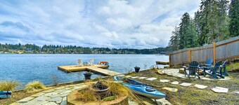 Lakefront Bremerton Vacation Rental w/ Deck!