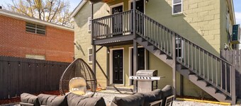 Cozy 1 bed APT near Five Points! Bring your pets!