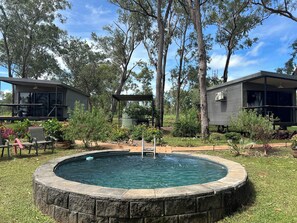 Pool - Spacious modern bungalow only 10 minutes to Litchfield National Park (Rum Jungle)