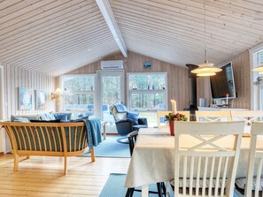 House | Living area