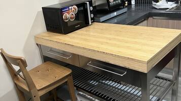 Fridge, microwave, stovetop, toaster