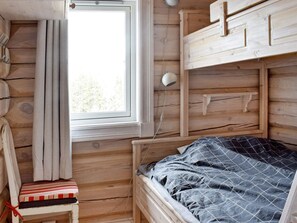 House | 4 bedrooms, individually furnished