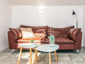 House | Interior - 5 Person Holiday Home in Thyholm (Thyholm)