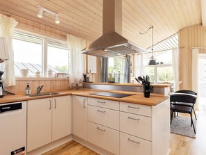 Hus | Eget kjøkken