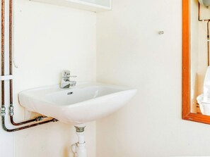 House | Bathroom - 3 Person Holiday Home in Flen-by Traum (Flen)
