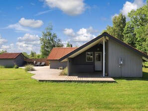 Exterior - 6 Person Holiday Home in Vaeggerlose (Vaeggerlose)