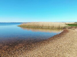 Vista al agua