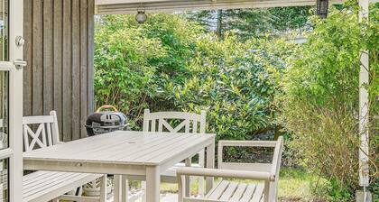 4 Person Holiday Home in Vaeggerlose