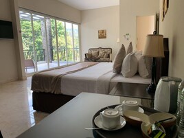 办公桌、隔音、床单