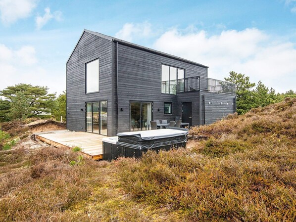 House | Exterior - Luxury Spa Retreat in Romo - By Traum Ferienwohnungen (Rømø)