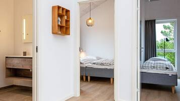 House | 4 bedrooms, individually furnished