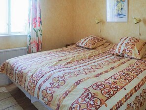 2 bedrooms, individually furnished