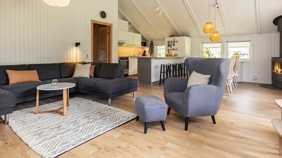 8 Person Holiday Home in Hojslev