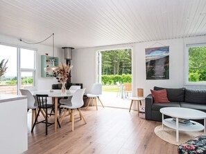 Dining - 8 Person Holiday Home in Struer (Struer)