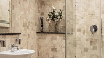 Apartment | 4 bedrooms