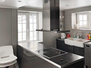 House | Bathroom - 6 Person Holiday Home in Frekhaug (Alver)