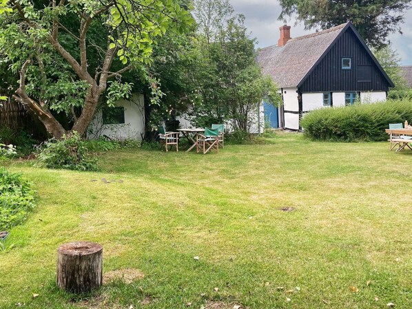 House | Outdoor dining - 5 Person Holiday Home in Bogo By (Bogø By)
