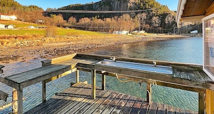 6 Person Holiday Home in Sundlandet-by Traum