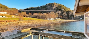 6 Person Holiday Home in Sundlandet-by Traum