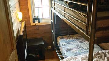 3 bedrooms, individually furnished