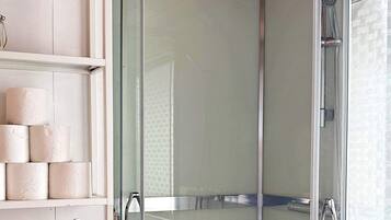 House | Bathroom