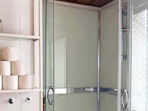 House | Bathroom