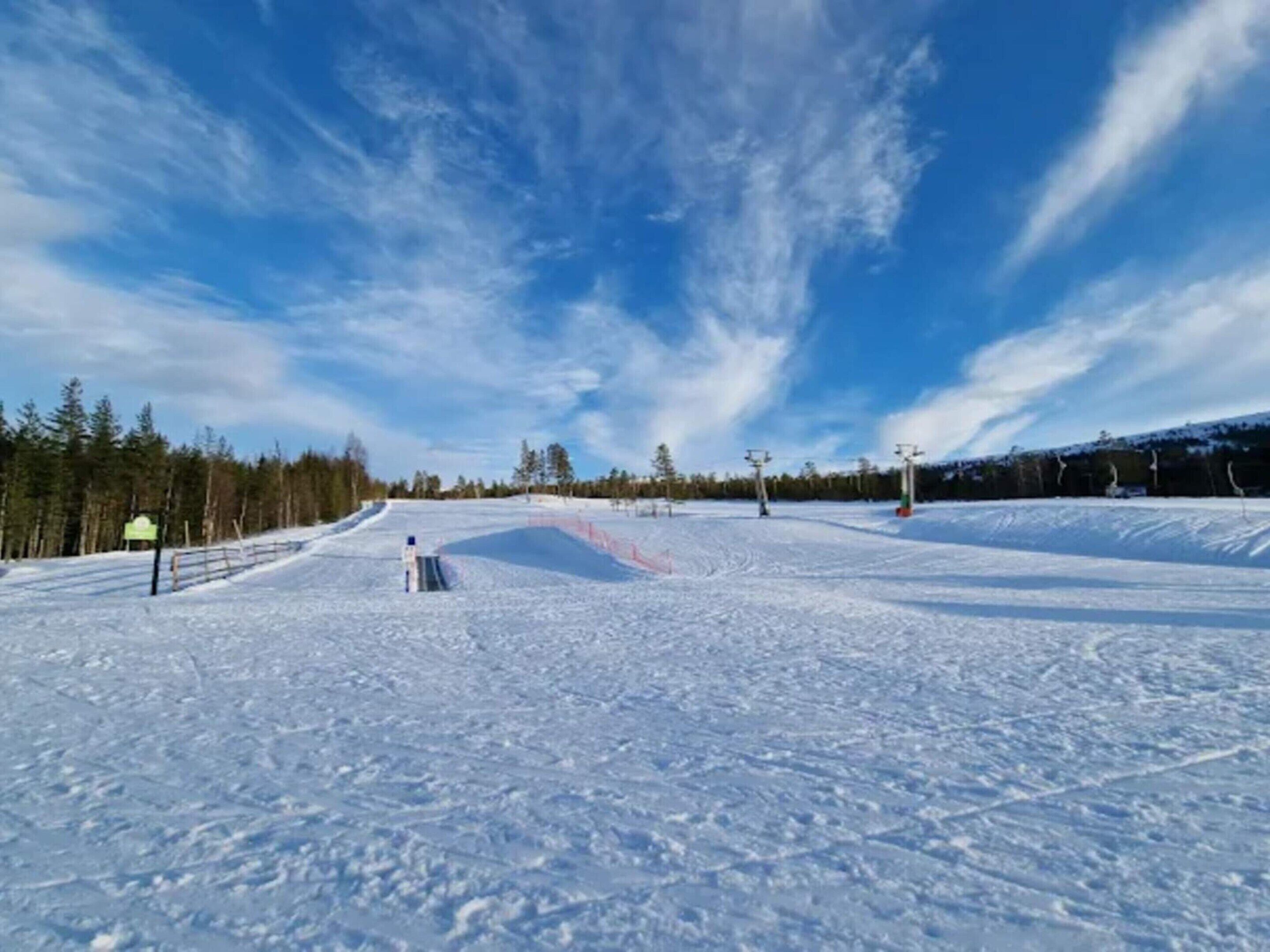 House | Snow and ski sports