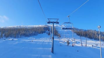 House | Snow and ski sports